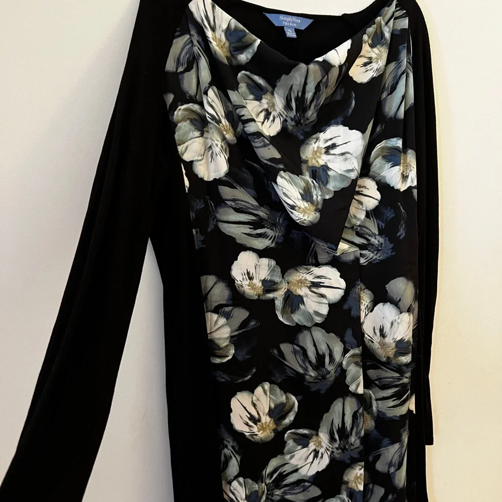 Simply Vera Vera Wang Black Floral Midi Dress